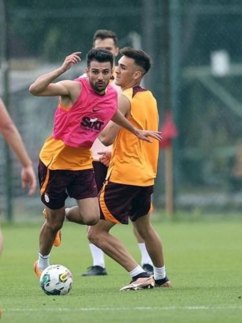 Galatasaray'da son dakika transfer bombaları! Yeni isimler taraftarı heyecanlandırdı