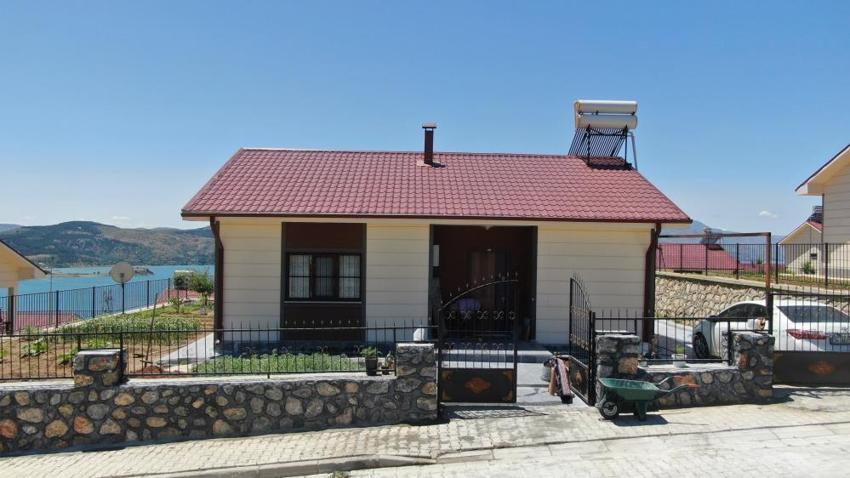 Depremden sonra inşa edilen TOKİ konutları tatil köyünü aratmıyor! 'İstanbul’dan bile daha güzel'