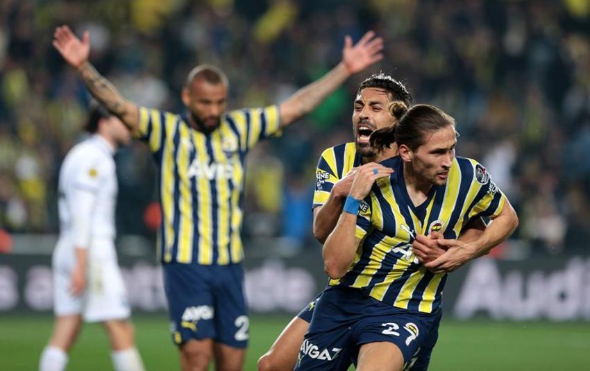 İsmail Kartal'la çalışmalara başladı ama... 'Sana yeni takımında başarılar diliyorum Altay Bayındır'