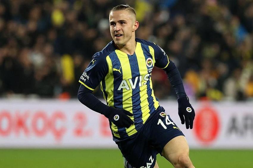 Cenk Tosun devreye girdi Fenerbahçe Wilfried Zaha transferini bitirdi!