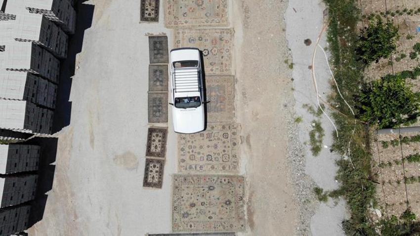 Şaşkına çeviren halı eskitme yöntemi! ‘Kaza yapanlar da oldu’