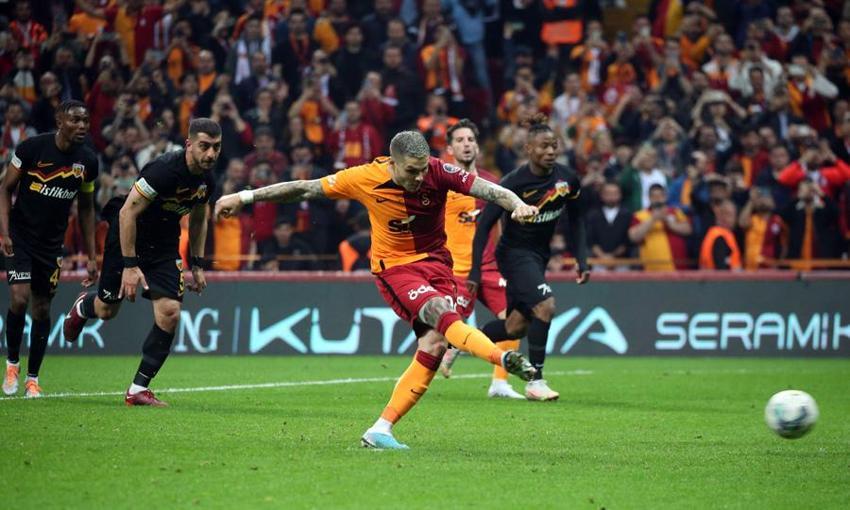Dursun Özbek'ten Dzeko transferine misilleme! Rashica ayrıntısı tozu dumanı birbirine kattı