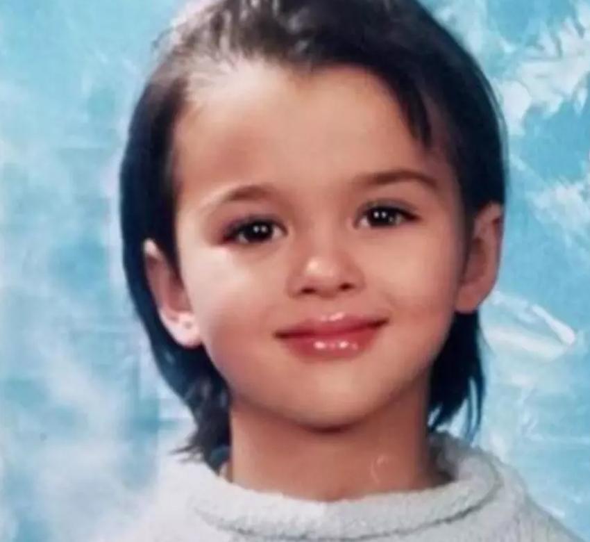 Aslıhan Karalar sezonu açtı, fiziğiyle tüm dikkatleri çekti!