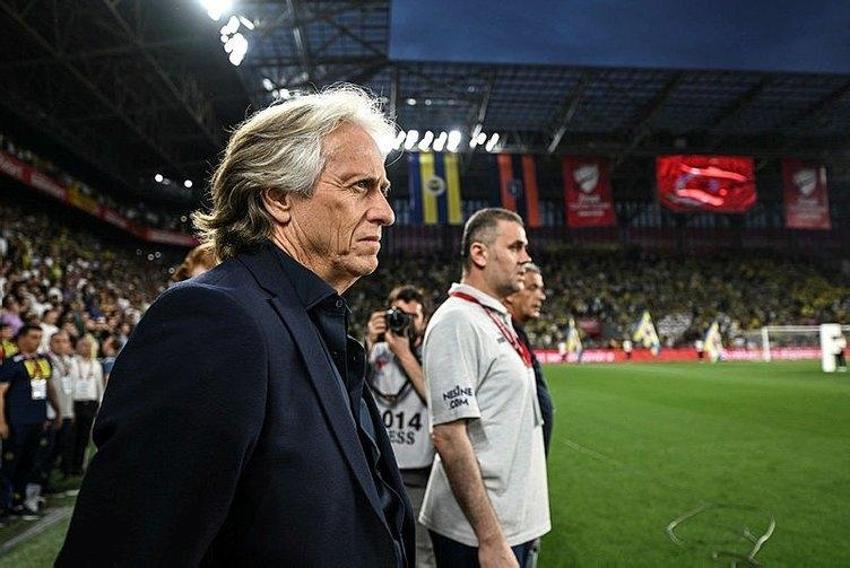 İsmail Kartal Mancini'nin sol bekini istedi! Oosterwolde yine yedek kulübesine hapsolacak