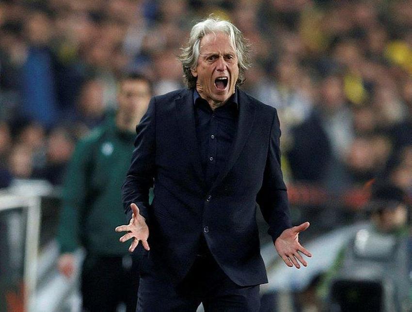 Jorge Jesus herkesi çıldırttı: Ali Koç dönmem için önüme kırmızı halı serer!