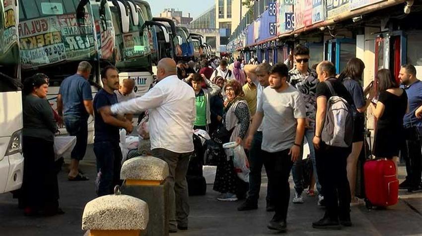 15 Temmuz Demokrasi Otogarı'nda dönüş hareketliliği sürüyor
