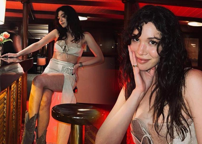 Hazal Subaşı bikinili pozlarını paylaştı, beğeni ve yorum yağdı!