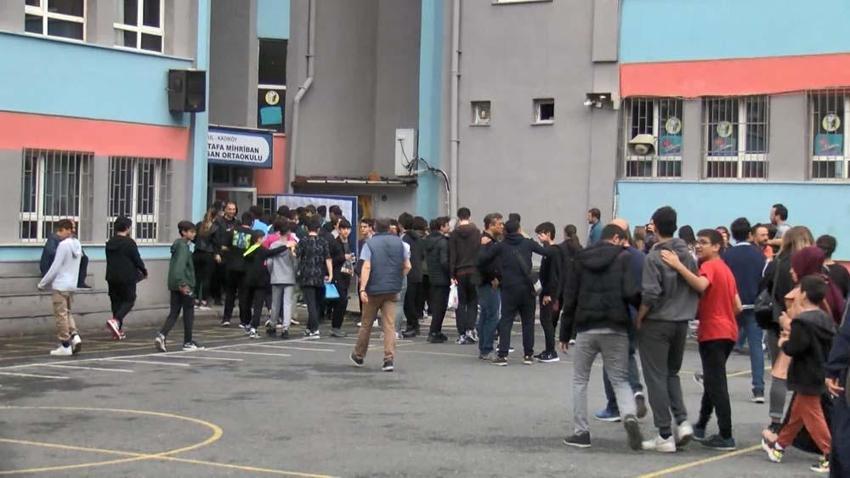 Okul kıyafetleri değişecek mi, MEB okullar serbest kıyafet mi olacak? İşte okul kıyafeti kararı…