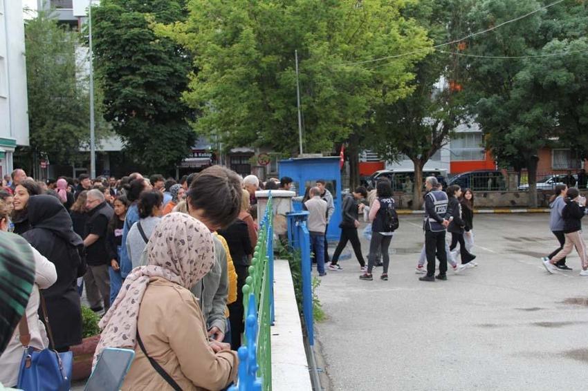 Okul kıyafetleri değişecek mi, MEB okullar serbest kıyafet mi olacak? İşte okul kıyafeti kararı…