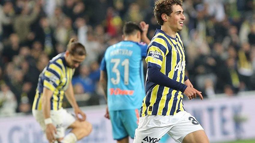 Fenerbahçe'nin yeni 10 numarası hayırlı olsun! Daha 18 yaşında bir Amerikalı...
