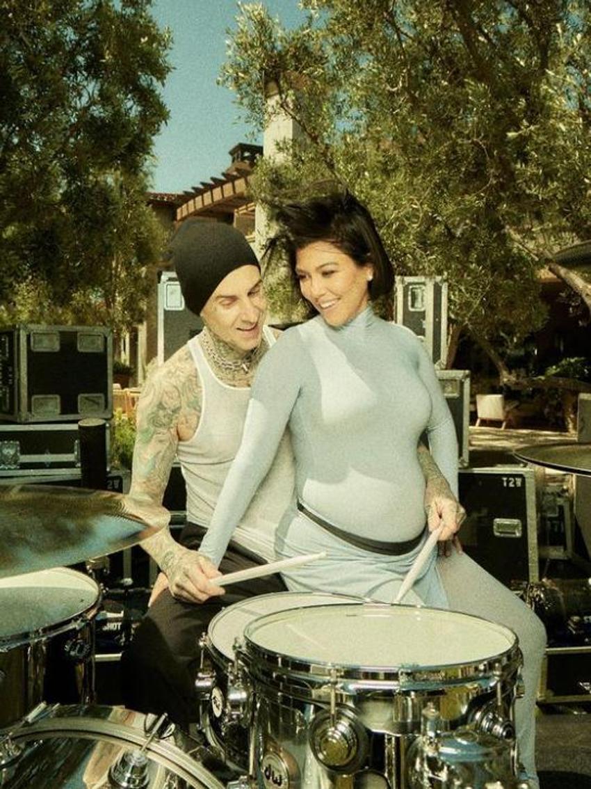 Kourtney Kardashian'dan üzen haber! Karnındaki bebeğini ameliyat ettiler