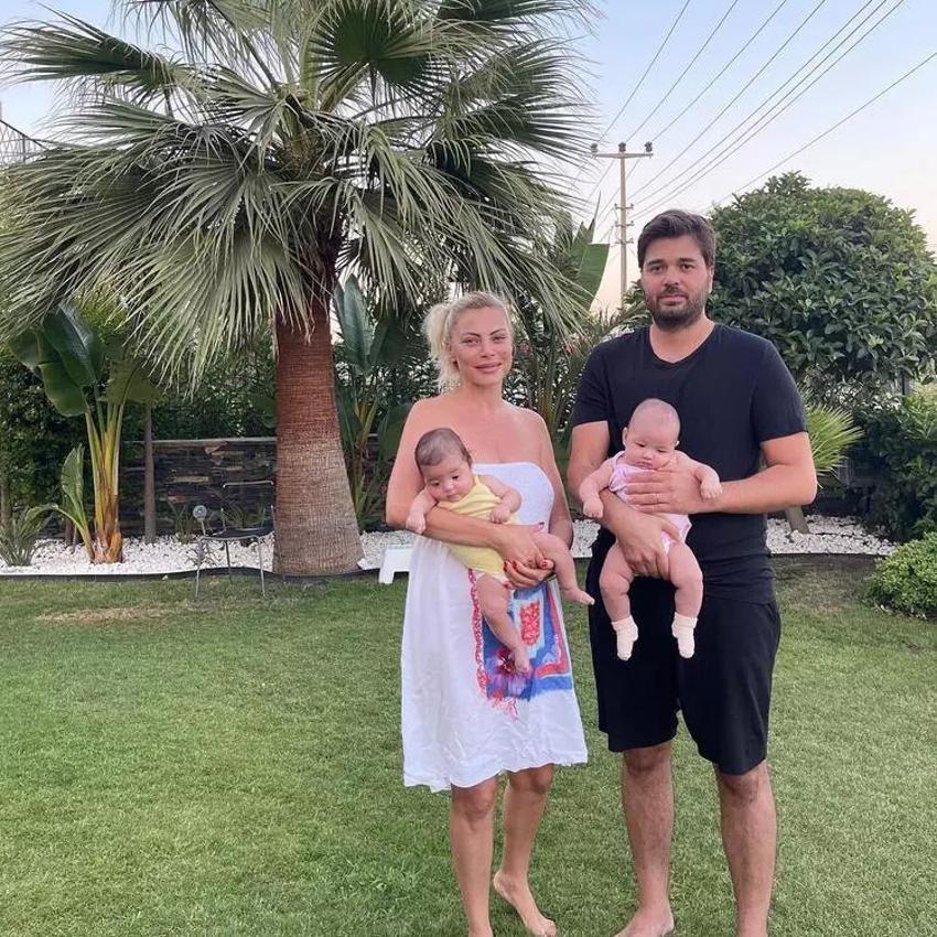 Seray Sever ikiz kızlarıyla denizde! Fit haliyle dikkat çekti