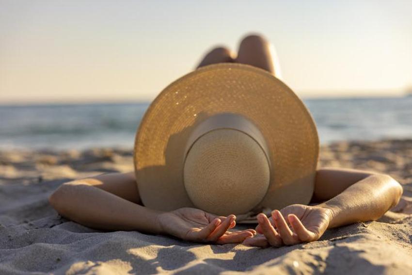 Güneş yanığına iyi geliyor, cildi serinletiyor!  Hepsi doğal çözüm