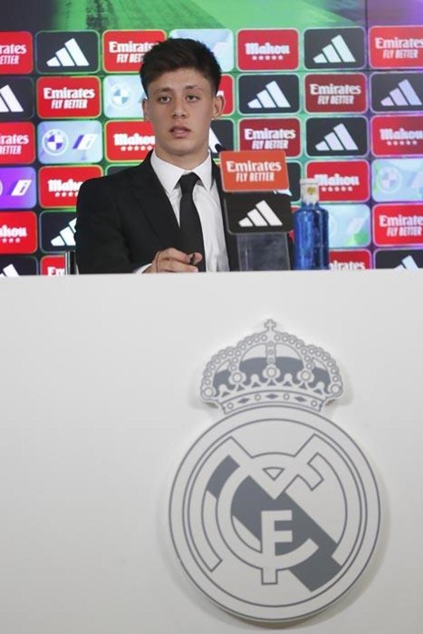 Arda Güler için Carlo Ancelotti Real Madrid'de sistemi değiştiriyor! İşte genç yıldızın İspanyol devindeki ilk maçı...