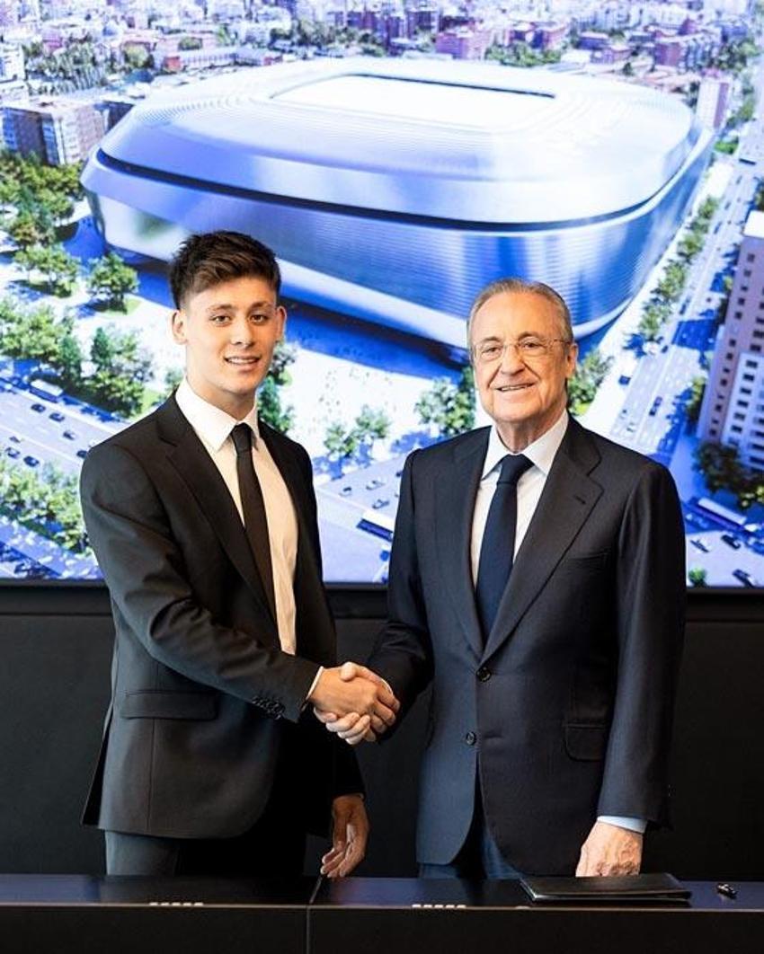 Arda Güler için Carlo Ancelotti Real Madrid'de sistemi değiştiriyor! İşte genç yıldızın İspanyol devindeki ilk maçı...