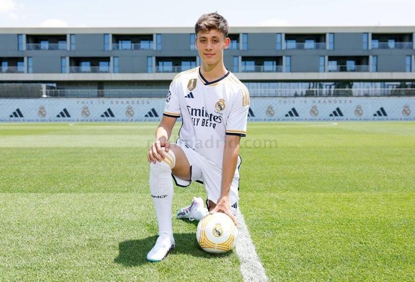 Arda Güler için Carlo Ancelotti Real Madrid'de sistemi değiştiriyor! İşte genç yıldızın İspanyol devindeki ilk maçı...