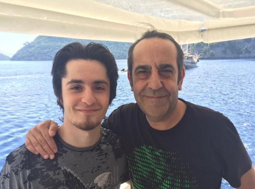 Türkiye Özkan Uğur'a ağlıyor! 'Umutla bekliyorduk'