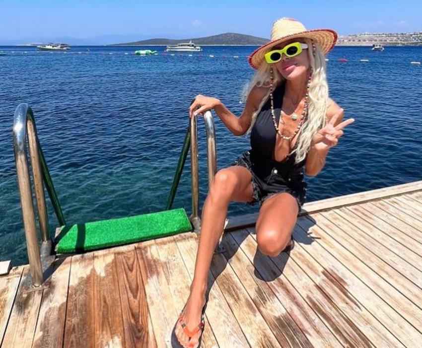 Hande Demir'in şaşırtan anları! Yürürken bir anda yere kapaklandı
