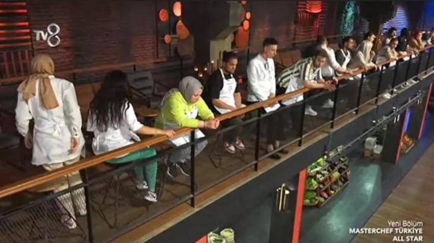 MasterChef'te gergin anlar! Mehmet Şef hepsini gönderdi: Var mı başka babayiğit?