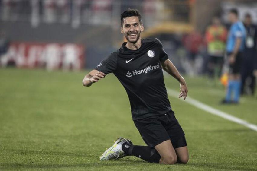 Transferde Fenerbahçe şova hazırlanıyor! İşte taraftarları ayağa kaldıracak isimler...