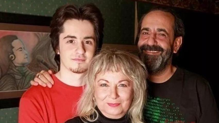 Usta sanatçı Özkan Uğur son yolculuğuna uğurlandı!