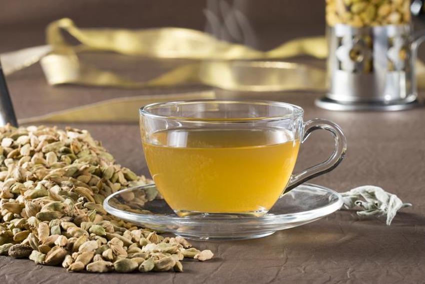 Günde sadece 1 bardak yetiyor! Dişlere bakım yapıyor, ağız yaralarını iyileştiriyor, kokuyu önlüyor! Sağlıklı dişlerin ve göz kamaştırıcı bir gülümsemenin sırrı