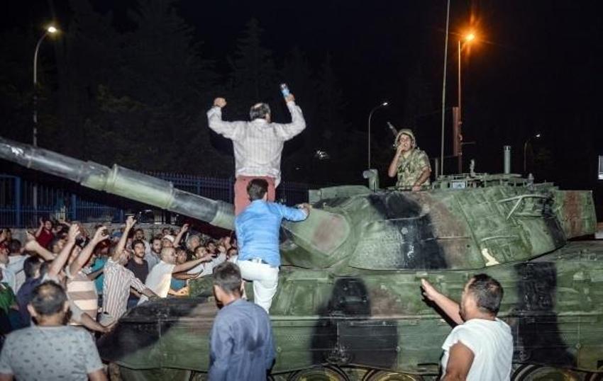 15 Temmuz darbe girişimi ne zaman oldu? 15 Temmuz darbe girişimi nasıl ve nerede oldu? 15 günü neler yaşandı?