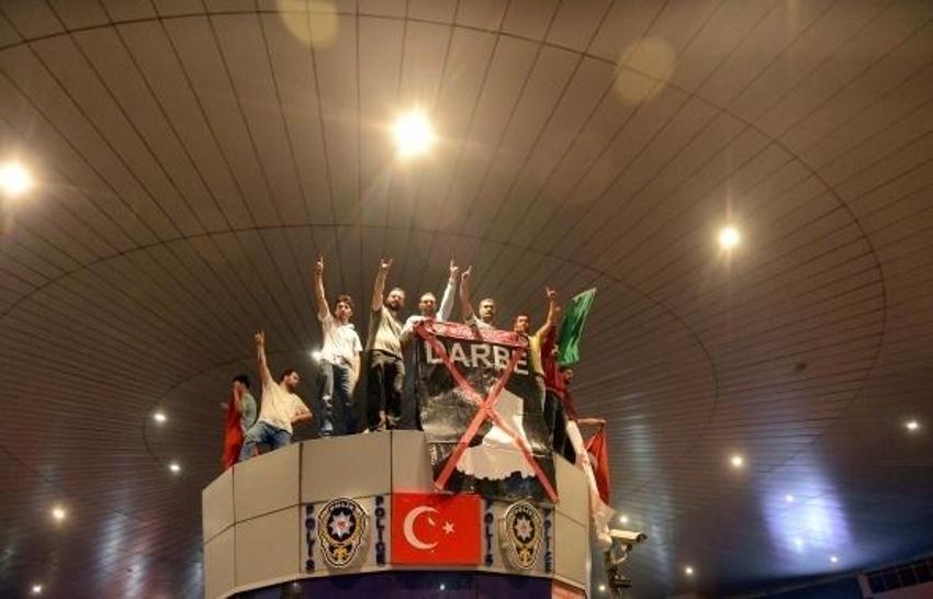 15 Temmuz darbe girişimi ne zaman oldu? 15 Temmuz darbe girişimi nasıl ve nerede oldu? 15 günü neler yaşandı?