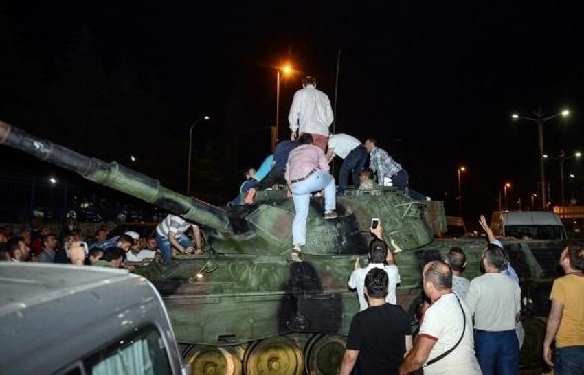 15 Temmuz darbe girişimi ne zaman oldu? 15 Temmuz darbe girişimi nasıl ve nerede oldu? 15 günü neler yaşandı?