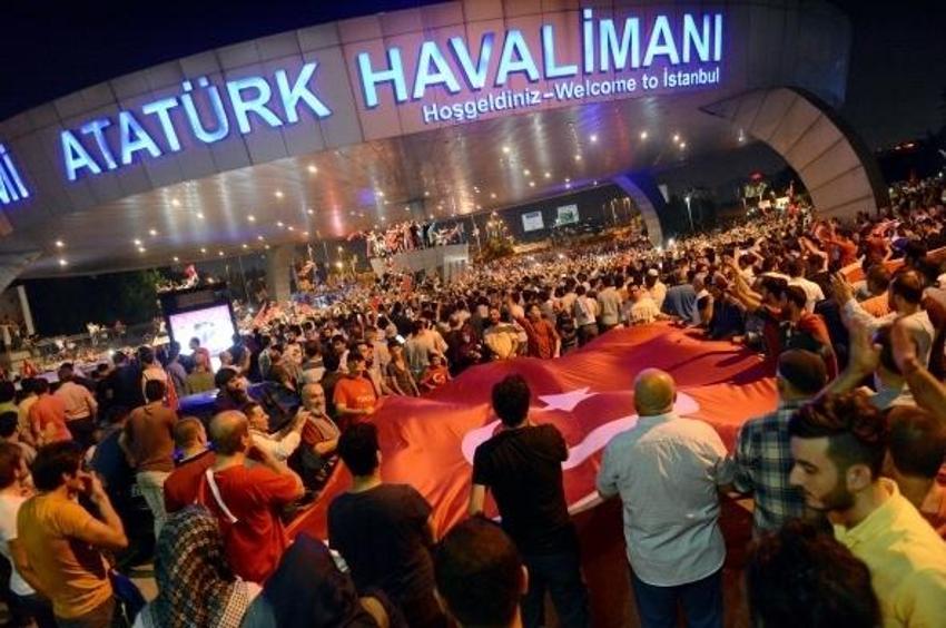 15 Temmuz darbe girişimi ne zaman oldu? 15 Temmuz darbe girişimi nasıl ve nerede oldu? 15 günü neler yaşandı?