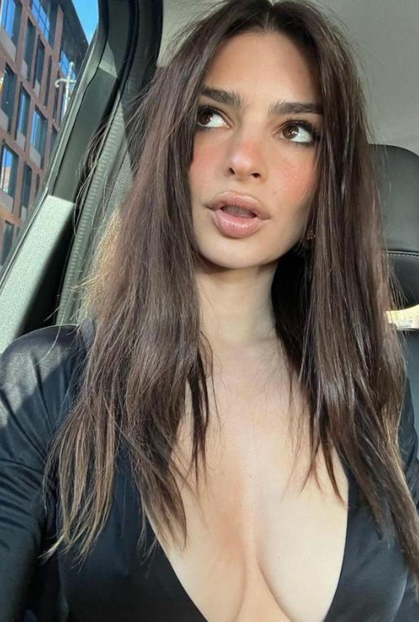 Emrata kalça dansı yaptığı anları paylaştı! Sosyal medya sallandı