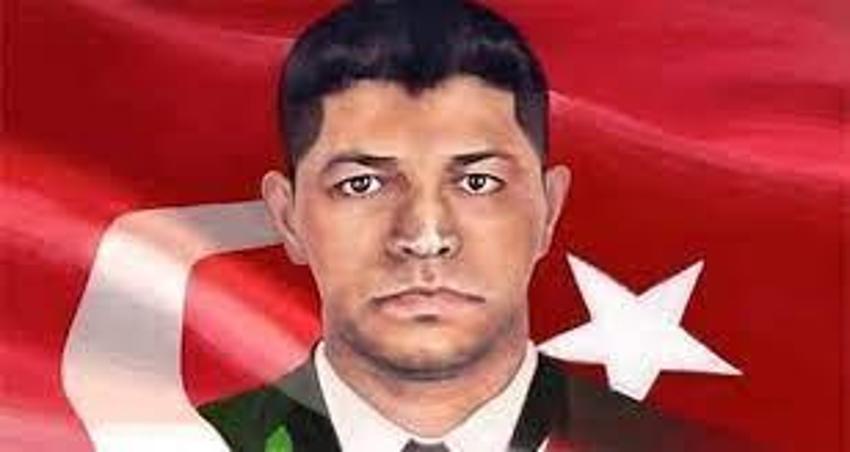 Ömer Halisdemir kimdir? 15 Temmuz şehidi Ömer Halisdemir nasıl öldü, nerede, kaç kurşun yedi? Şehit Astsubay Kıdemli Başçavuş Ömer Halisdemir'in15 Temmuz hikayesi!