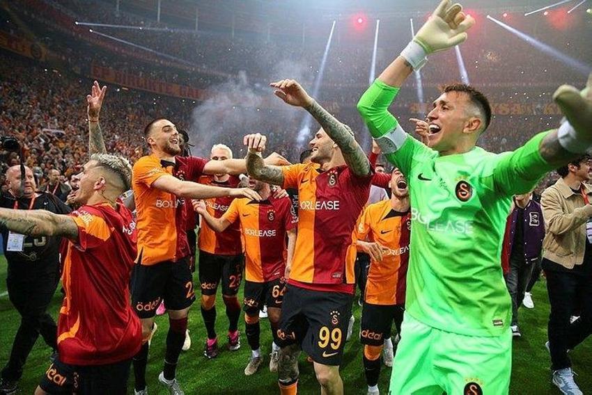 Fenerbahçe'nin hevesini kursağında bıraktılar! Joao Pedro'dan vazgeçip Galatasaray'ın yıldızını istediler
