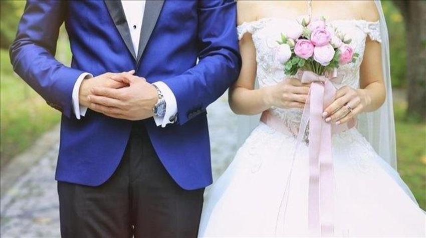 Görücü usulü mü, mantık evliliği mi? Uzmanlar açıkladı: Hangi evlilik modeli uzun sürüyor?