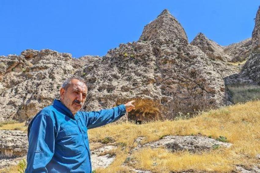 Ayn Dar Kalesi’nde gizli geçit keşfedildi! "Çok sayıda mezar var"