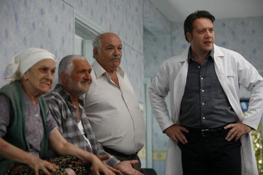 Usta oyuncu Tanju Tuncel hayatını kaybetti! Ata Demirer'den taziye mesajı