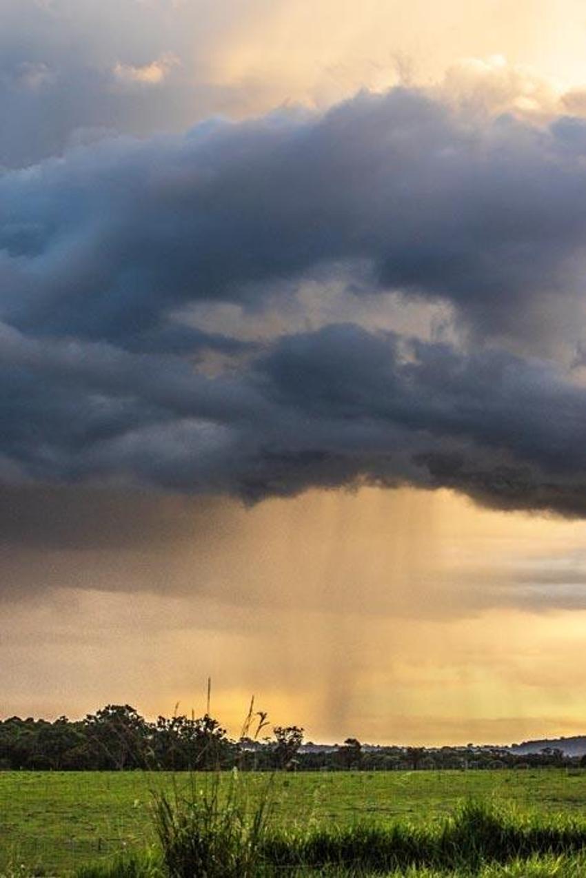 Sıcaklıklar bunaltacak! Meteoroloji bölge bölge uyardı: Mevsim normallerinin 2-4 derece üzerinde olacak...