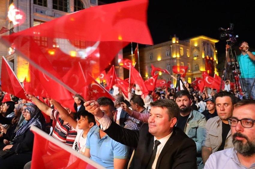 Tüm Türkiye'de "15 Temmuz"a özel etkinlik ve gösteriler düzenlendi