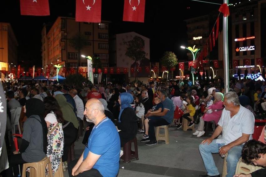 Tüm Türkiye'de "15 Temmuz"a özel etkinlik ve gösteriler düzenlendi