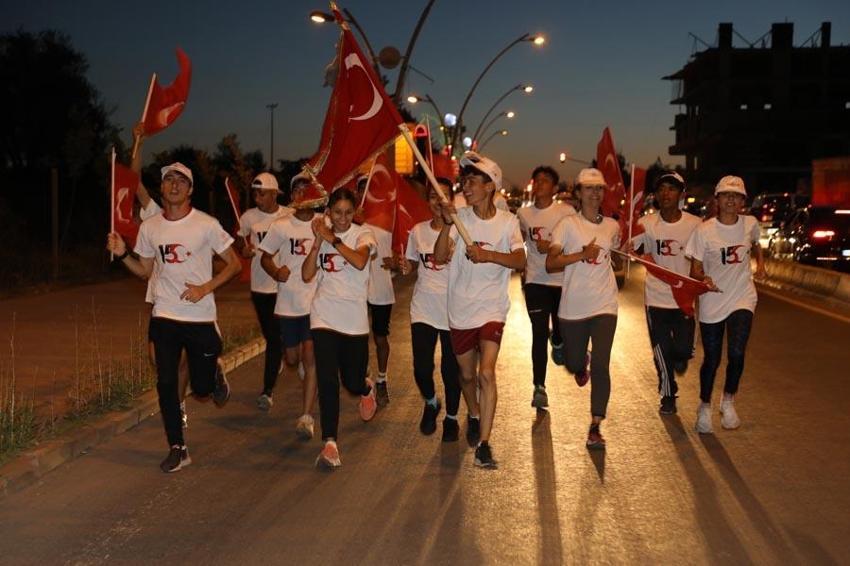 Tüm Türkiye'de "15 Temmuz"a özel etkinlik ve gösteriler düzenlendi