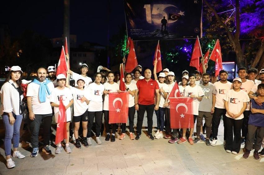 Tüm Türkiye'de "15 Temmuz"a özel etkinlik ve gösteriler düzenlendi