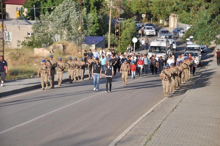 Tüm Türkiye'de "15 Temmuz"a özel etkinlik ve gösteriler düzenlendi
