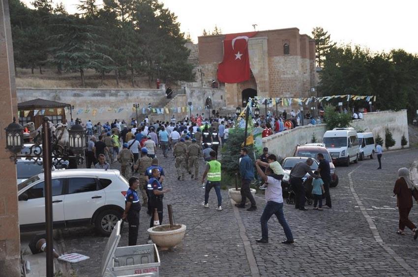 Tüm Türkiye'de "15 Temmuz"a özel etkinlik ve gösteriler düzenlendi