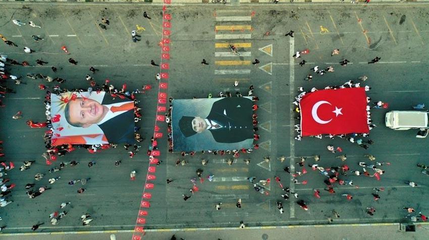 Tüm Türkiye'de "15 Temmuz"a özel etkinlik ve gösteriler düzenlendi