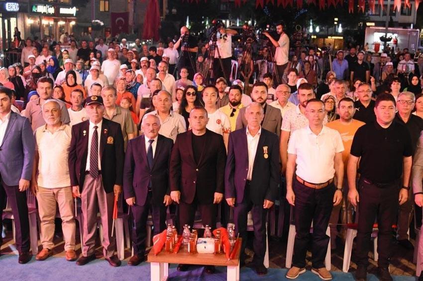 Tüm Türkiye'de "15 Temmuz"a özel etkinlik ve gösteriler düzenlendi