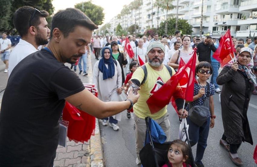 Tüm Türkiye'de "15 Temmuz"a özel etkinlik ve gösteriler düzenlendi