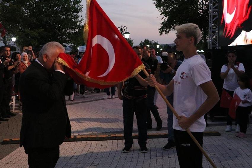 Tüm Türkiye'de "15 Temmuz"a özel etkinlik ve gösteriler düzenlendi