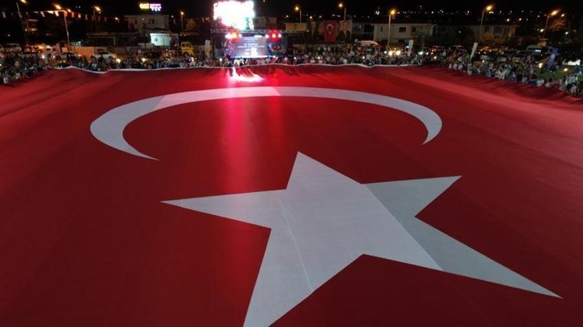 Tüm Türkiye'de "15 Temmuz"a özel etkinlik ve gösteriler düzenlendi
