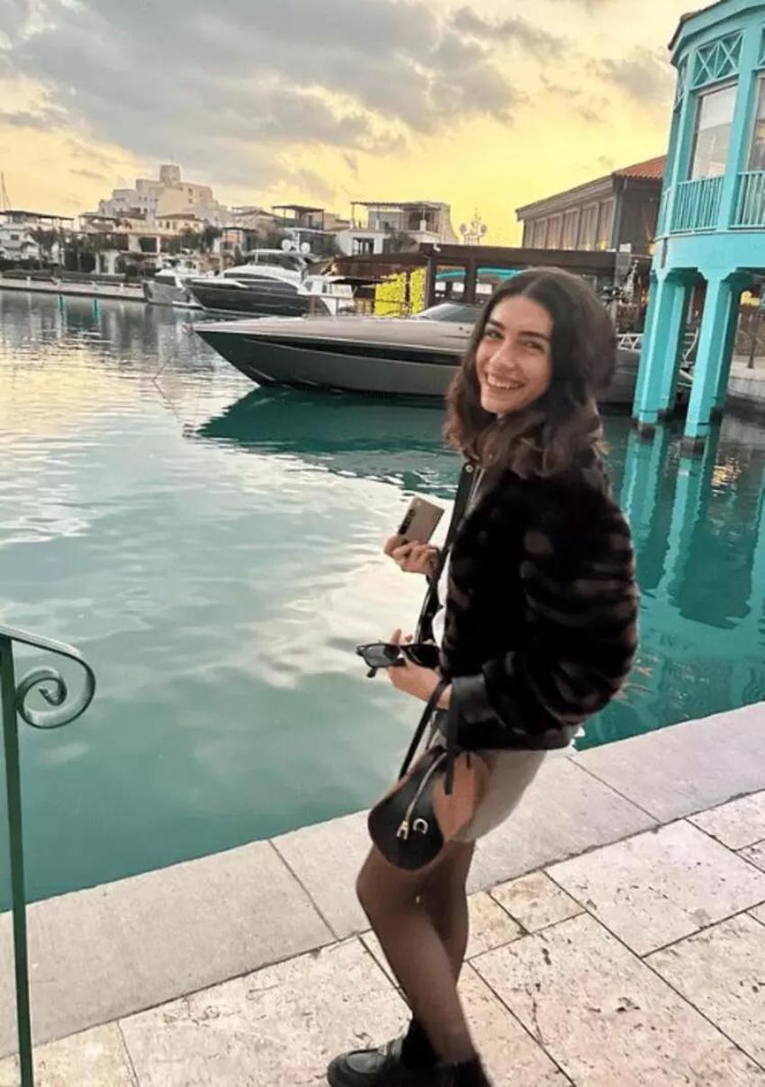 Hazar Ergüçlü'den şaşırtan itiraflar: Çok az insanla görüşüyorum