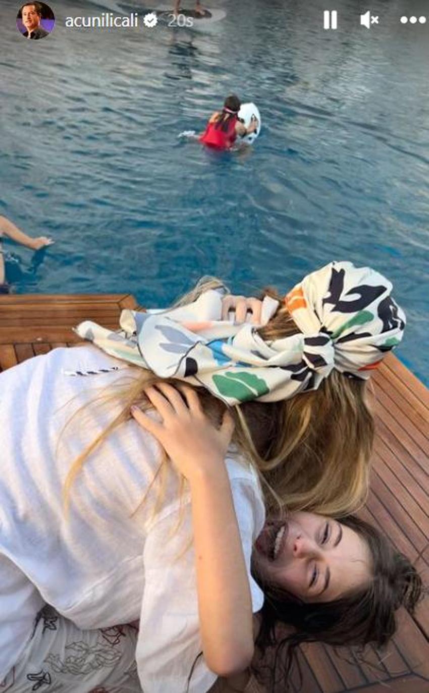 Acun Ilıcalı sevgilisi Çağla Altunkaya ve kızı Melisa'nın eğlenceli pozlarını paylaştı!